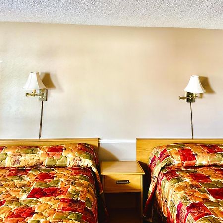 Adams Motel Sault Ste. Marie Dış mekan fotoğraf